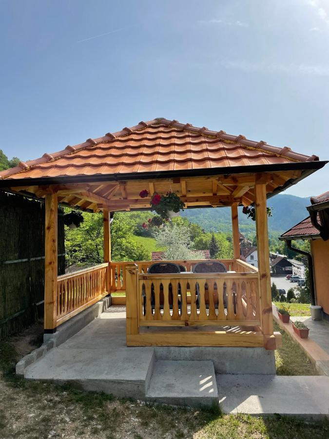 Apartmani Maksimovic Mokra Gora Buitenkant foto