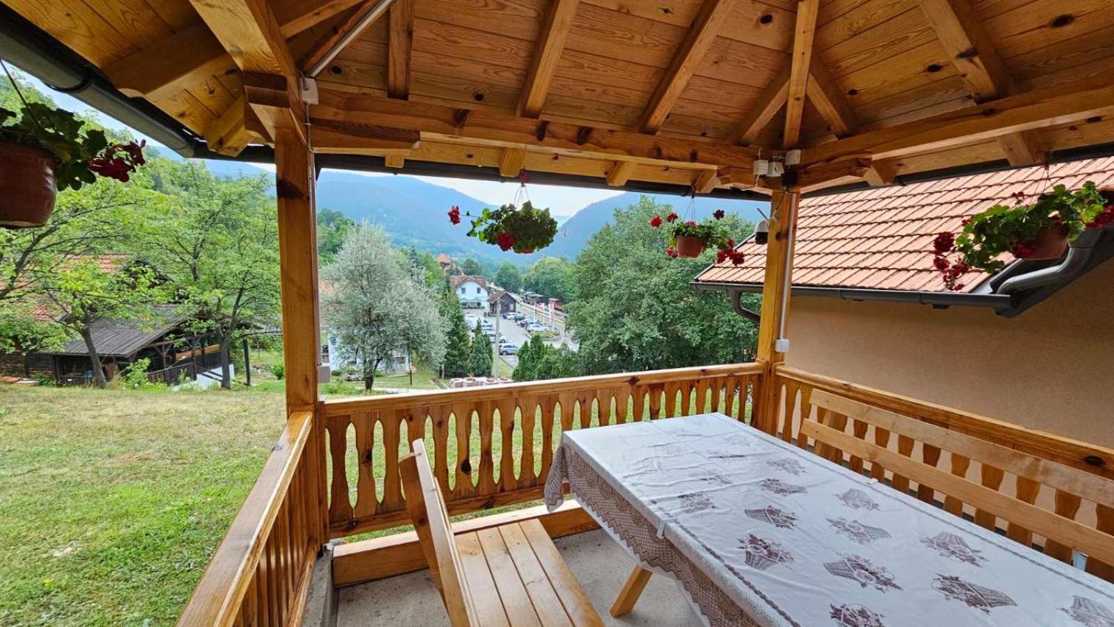 Apartmani Maksimovic Mokra Gora Buitenkant foto